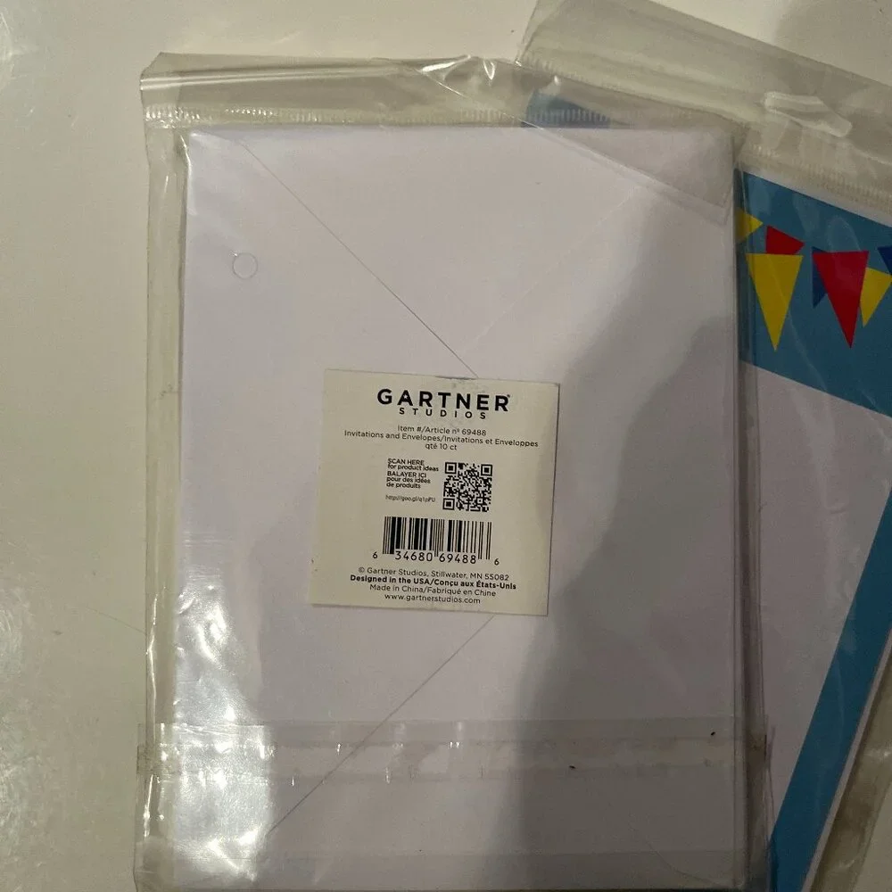 Invitations / Note Cards / Birthday Cards (2 packs by Gartner) (5X7)‎ (h/x)